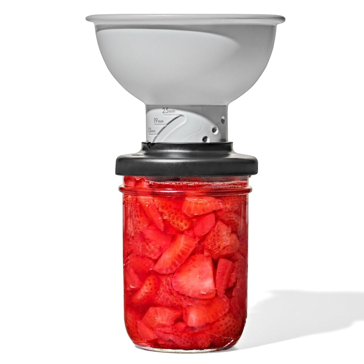 adjustable-funnel-v8 oxo_adjustable-funnel_pdp_03.jpeg