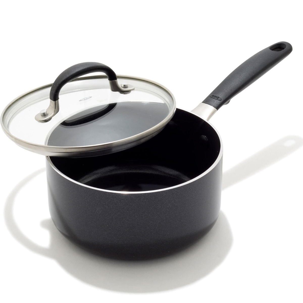 non-stick-pro-every-day-1-6-qt-saucepan-with-lid-c5 oxo_cc010467-001_nonstick-everyday-1p6qt-saucepan_pdp_01.jpg