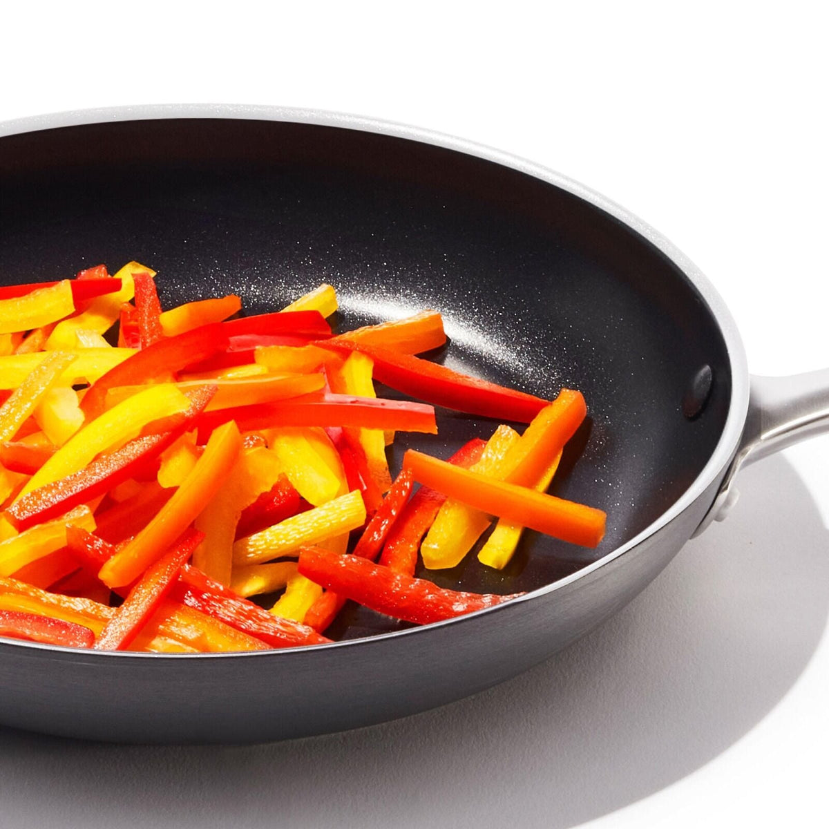 non-stick-pro-every-day-10-inch-fry-pan-x2 oxo_cc010469-001_nonstick-everyday-10in-fry-pan_pdp_03.jpg