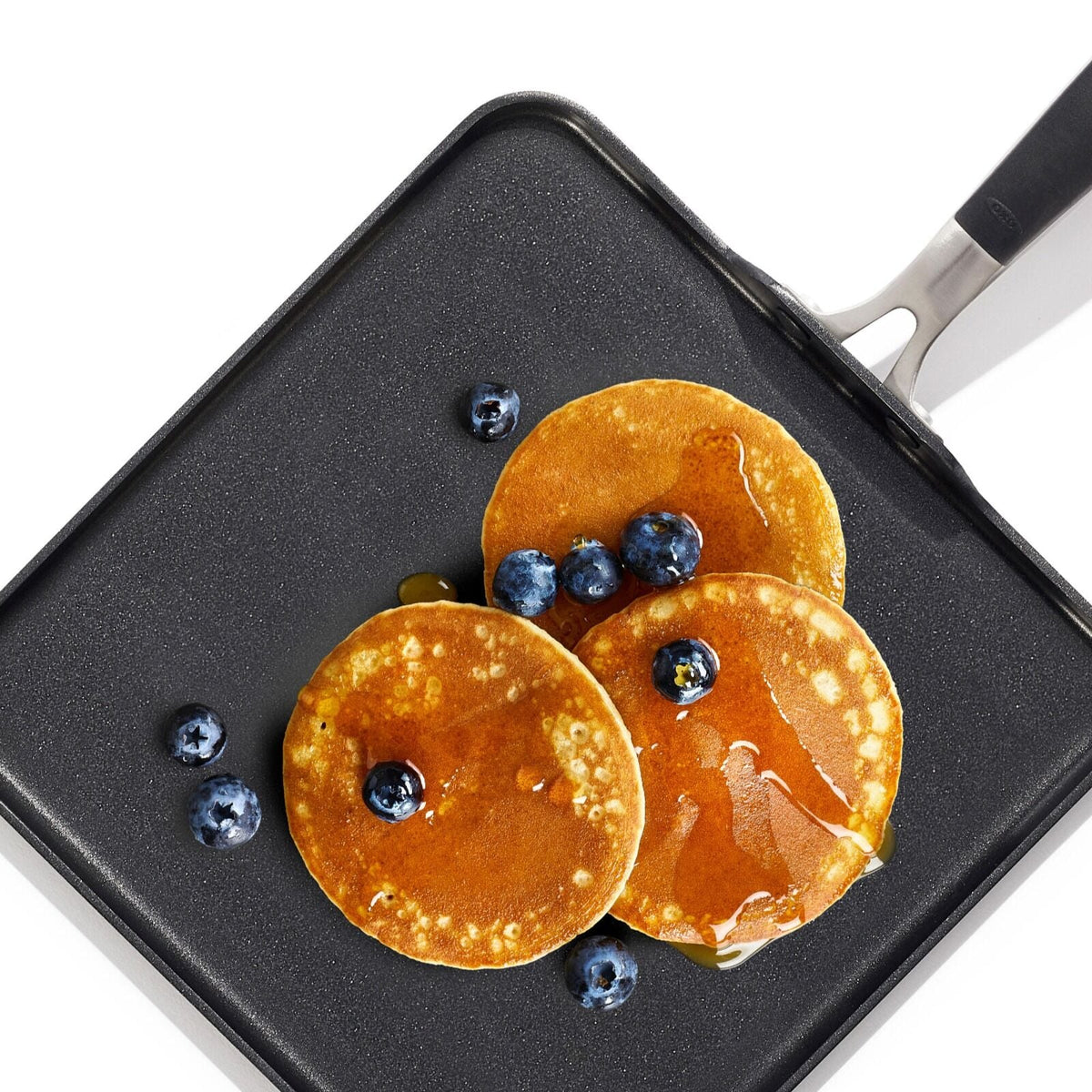 oxo-stainless-steel-everyday-11-in-square-griddle-y6 oxo_cc010472-001_nonstick-everyday-11in-square-griddle_pdp_05.jpg