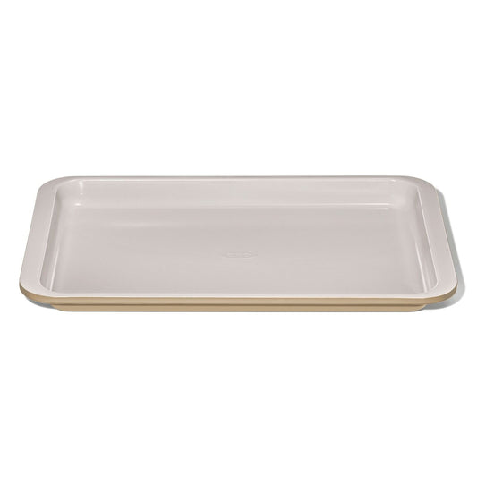 non-stick-pro-ceramic-coated-metal-bakeware-jelly-roll-pan-i3 oxo_gg_11415700_jelly-roll-pan-biscuit_apdp_00_main.jpg