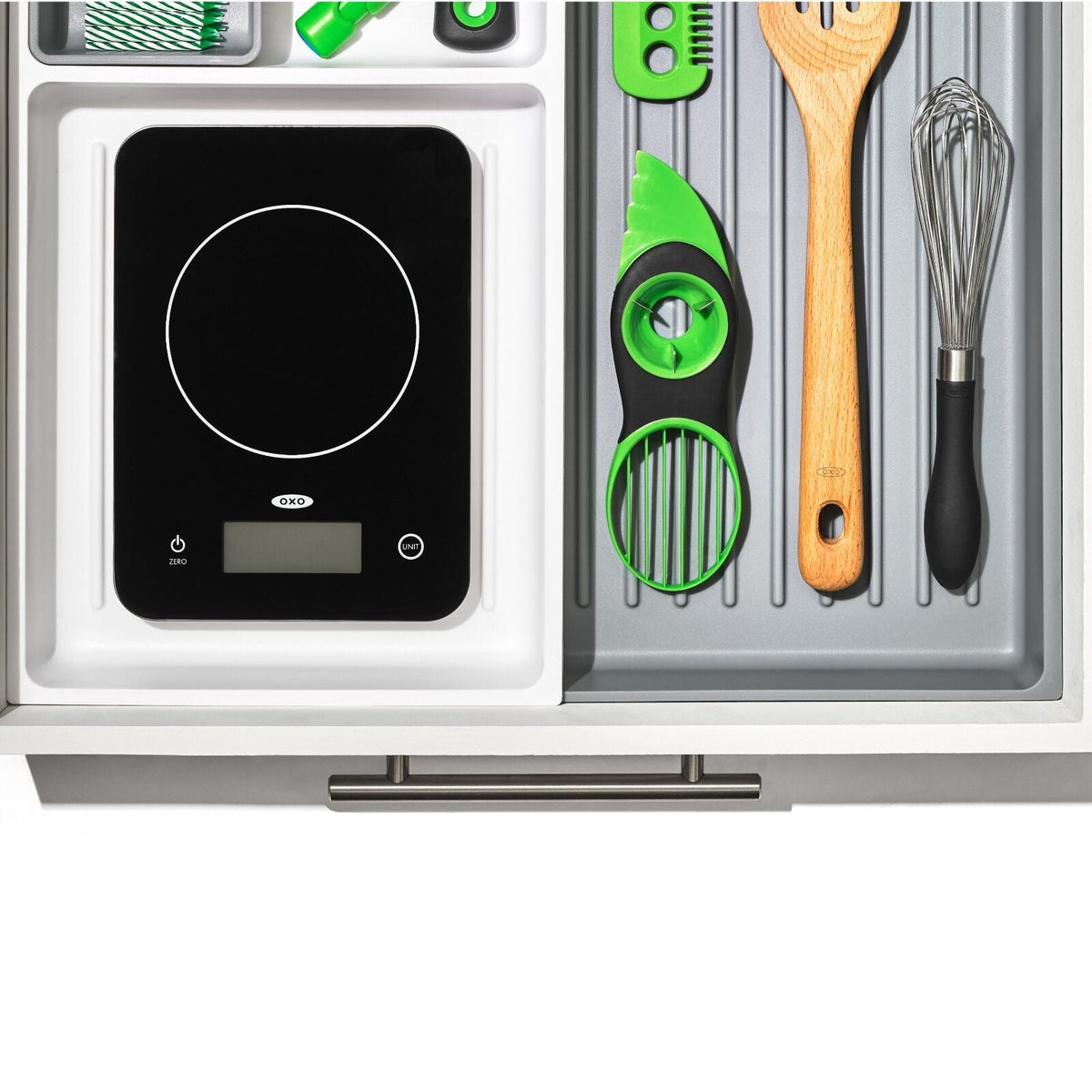 everyday-glass-food-scale-11lbs-5kg-c7 oxo_glass_food_scale-11345800_013.jpg