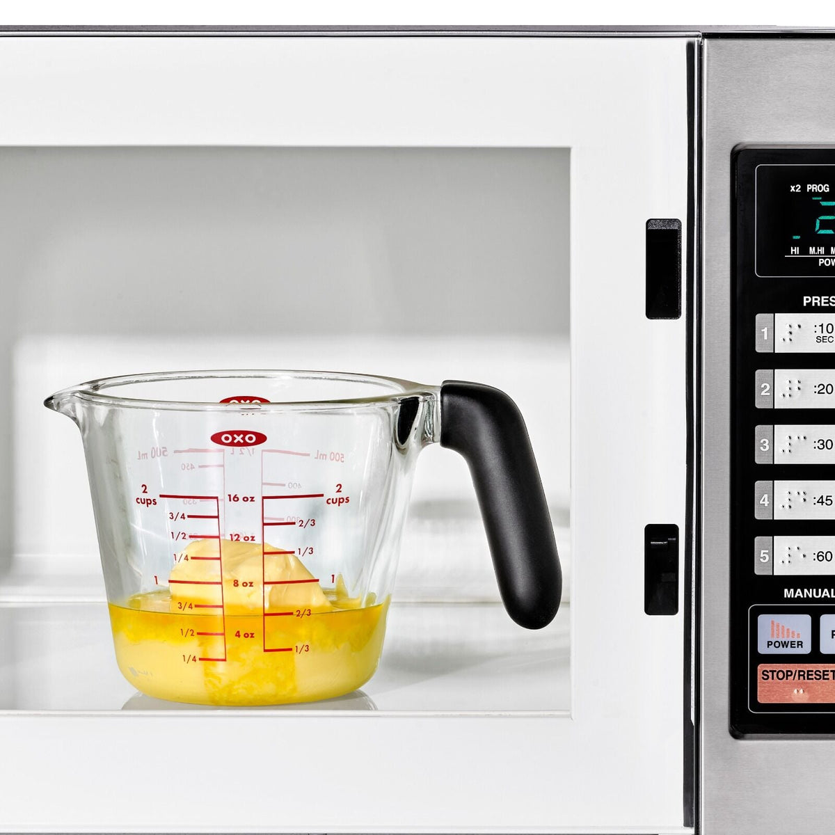 2-cup-glass-measuring-cup-with-lid-i6 oxo_glass_measuring_cup-11382100_029.jpg
