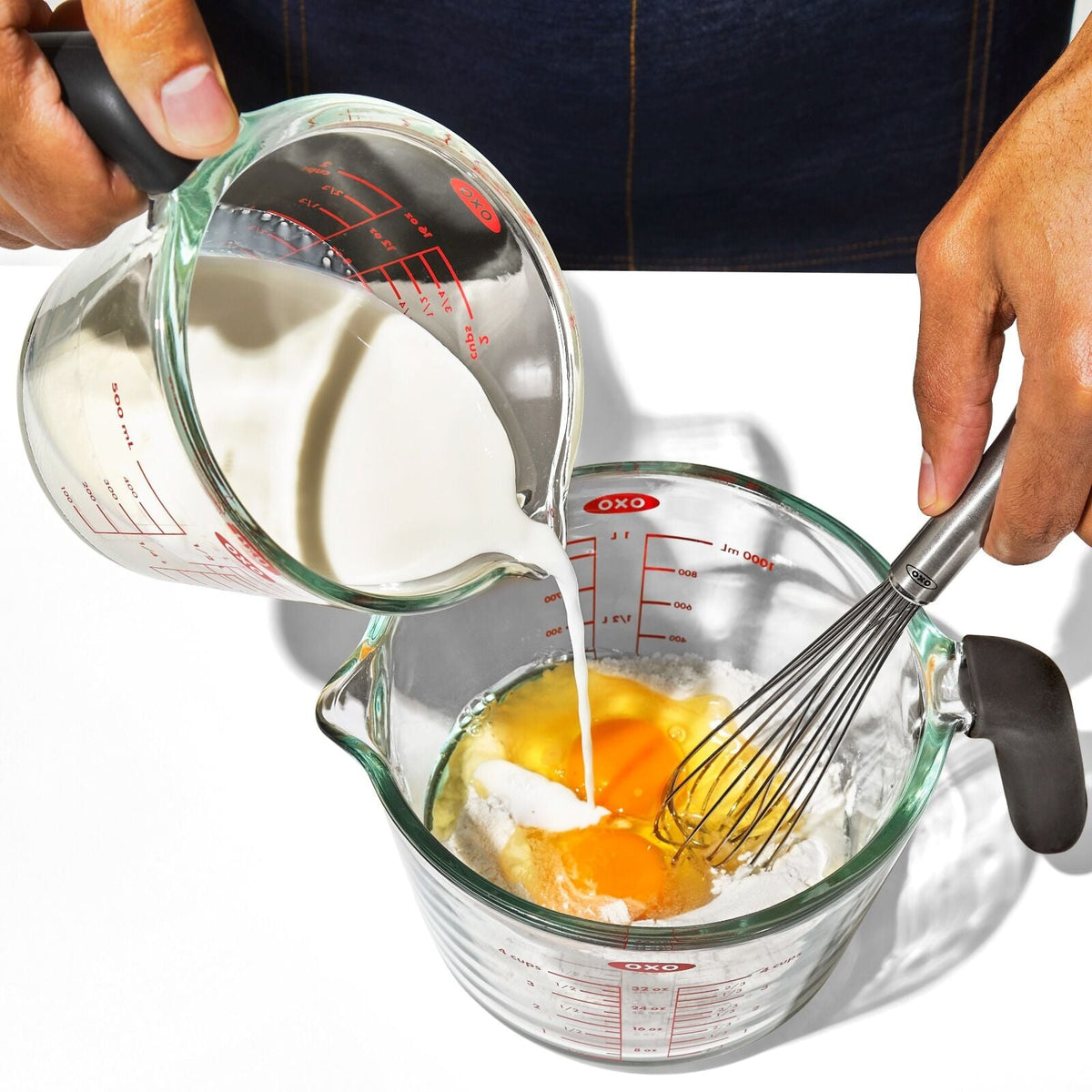 2-cup-and-4-cup-glass-measuring-cup-set-i5 oxo_glass_measuring_cups-11384700_016.jpg