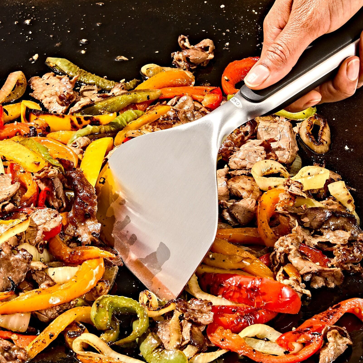 griddle-scraper-g6 oxo_griddle-scraper_pdp_02.jpeg