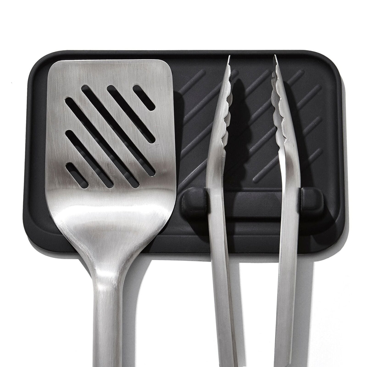 outdoor-3-piece-grilling-tool-set-a6 oxo_grilling_tool_set-9110100_008.jpg
