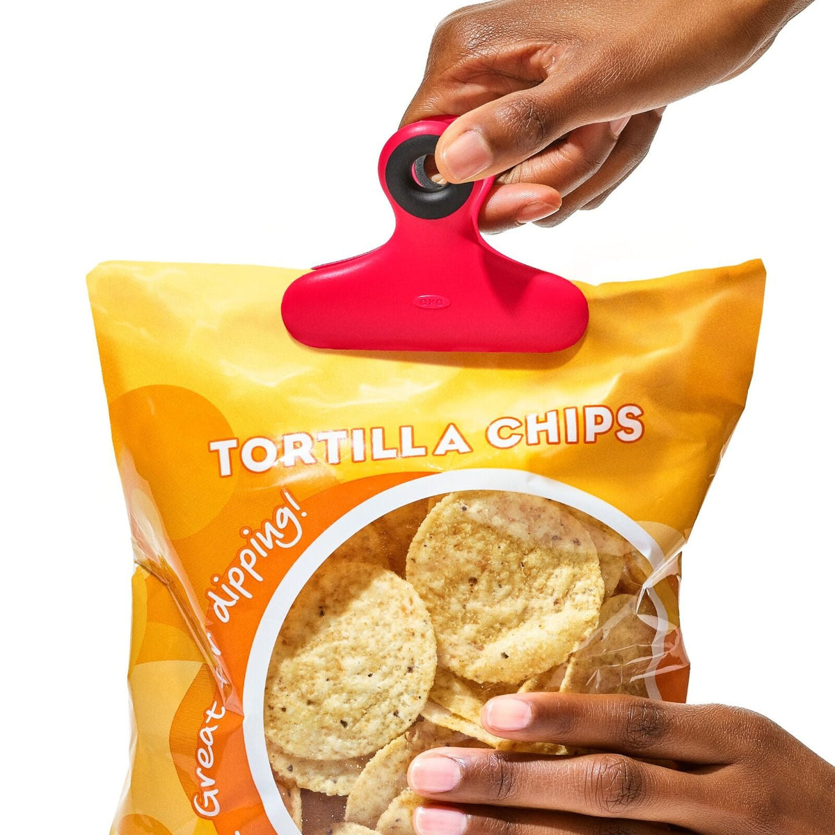 magnetic-heavy-duty-clips-4-piece-d7 oxo_heavy-duty_clips-13362600_014.jpg