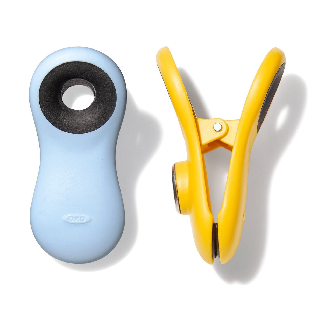 magnetic-all-purpose-clips-4-pack-assorted-colors-g1 oxo_magnetic_clips_set-13328400_015.jpg