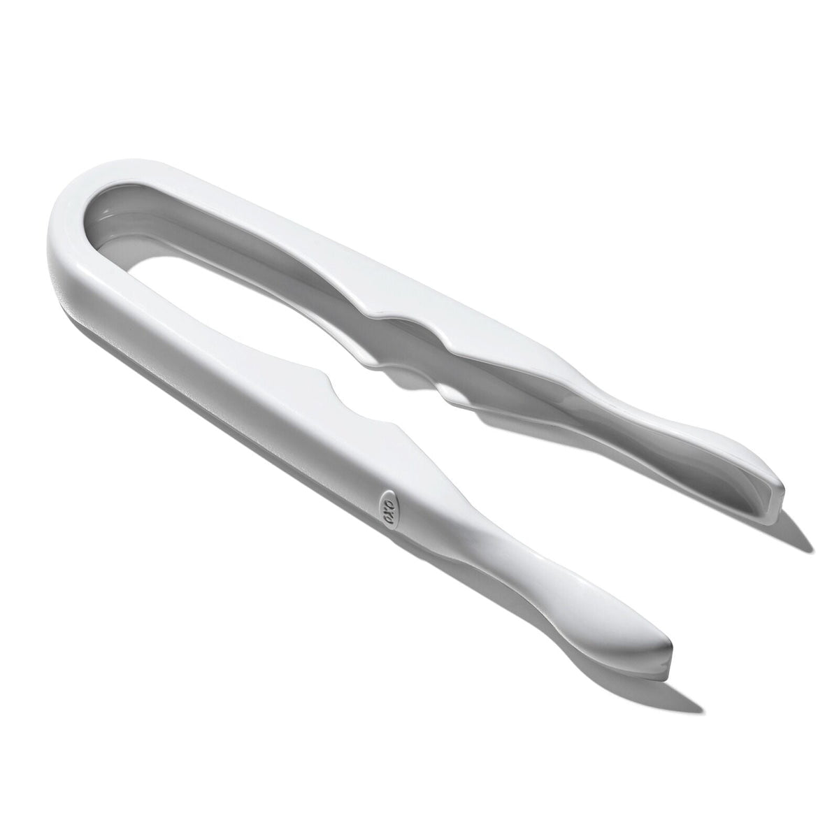 pop-mini-tongs-3-pack-l7 oxo_mini_kitchen_tongs-13382400_017.jpg