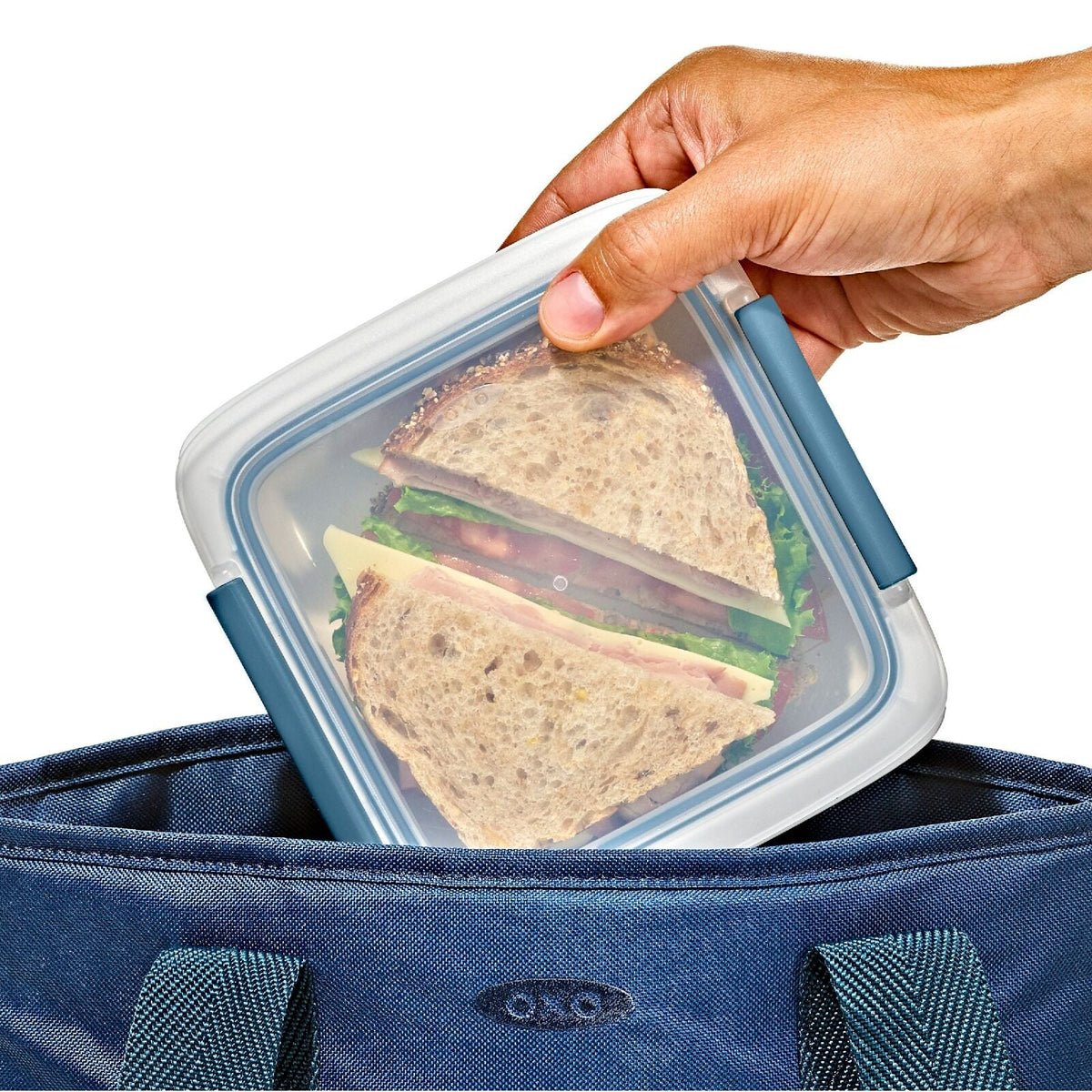 prep-and-go-slim-container-with-removable-divider-1-8-cups-0-4-l-f3 oxo_prep-go-slim-container_pdp_08.jpeg