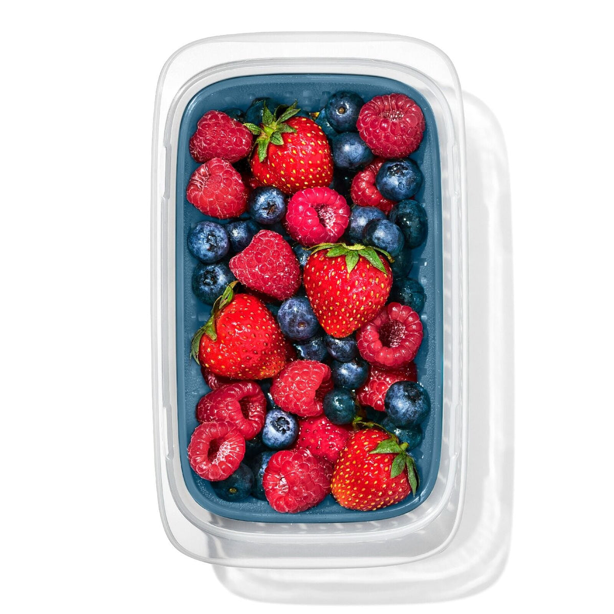 prep-and-go-container-with-colander-s7 oxo_prepgo_container-with-colander_pdp_02.jpeg