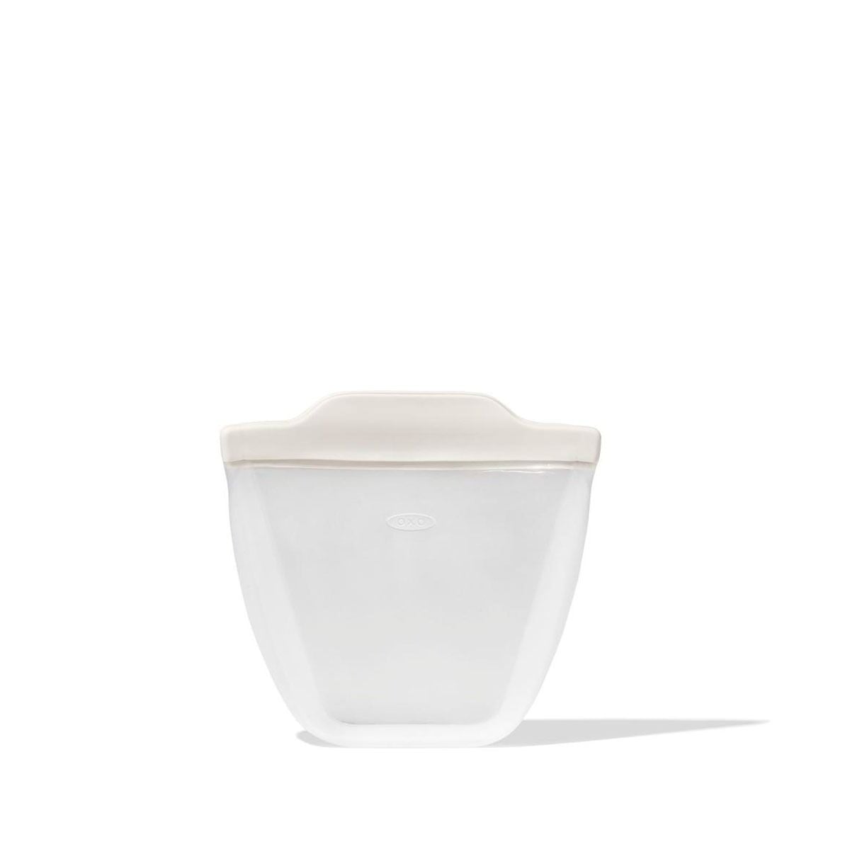 silicone-reusable-bag-stand-up-cup-8-oz-oat-c4 oxo_silicone_stand-up_bag-11385900_021.jpg