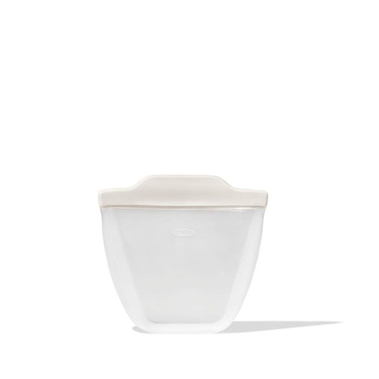 silicone-reusable-bag-stand-up-cup-8-oz-oat-c4 oxo_silicone_stand-up_bag-11385900_021.jpg