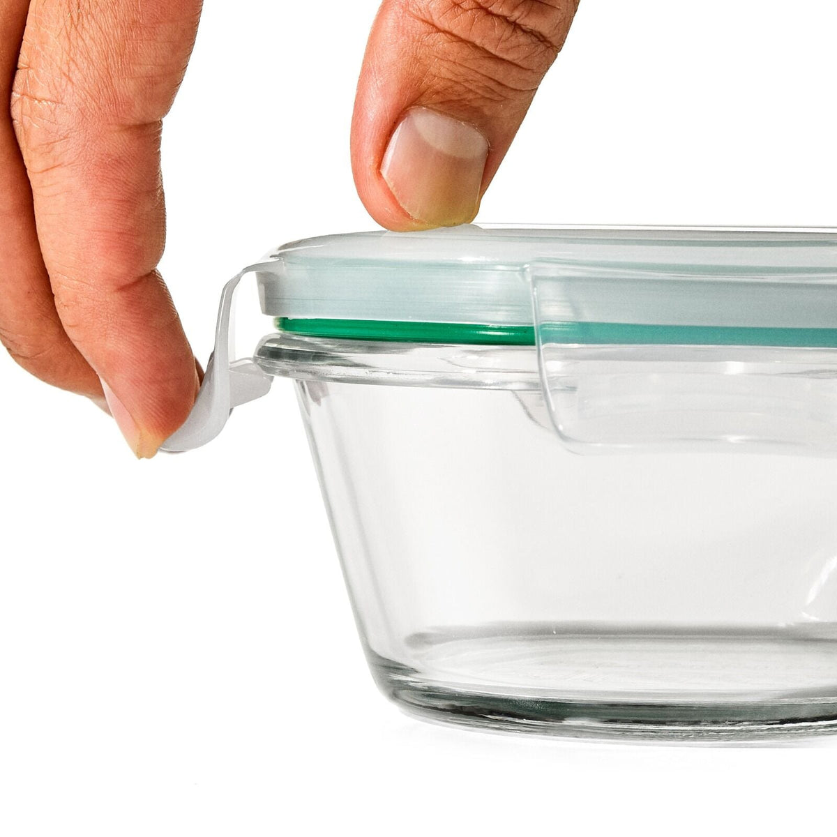 smart-seal-8-piece1-cup-glass-round-container-set-z8 oxo_smart_seal_containers-11382700_012.jpg