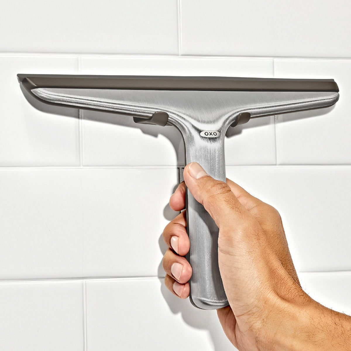 stainless-steel-squeegee-l9 oxo_stainlesssteelsqueegee_pdp_02.jpeg
