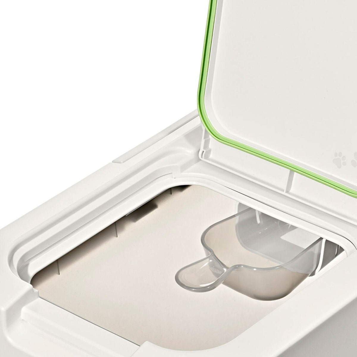 oxo-pet-airtight-food-container-with-scoop-large-y0 pet_7301500_airtight-food-container-large_pdp_03.jpeg
