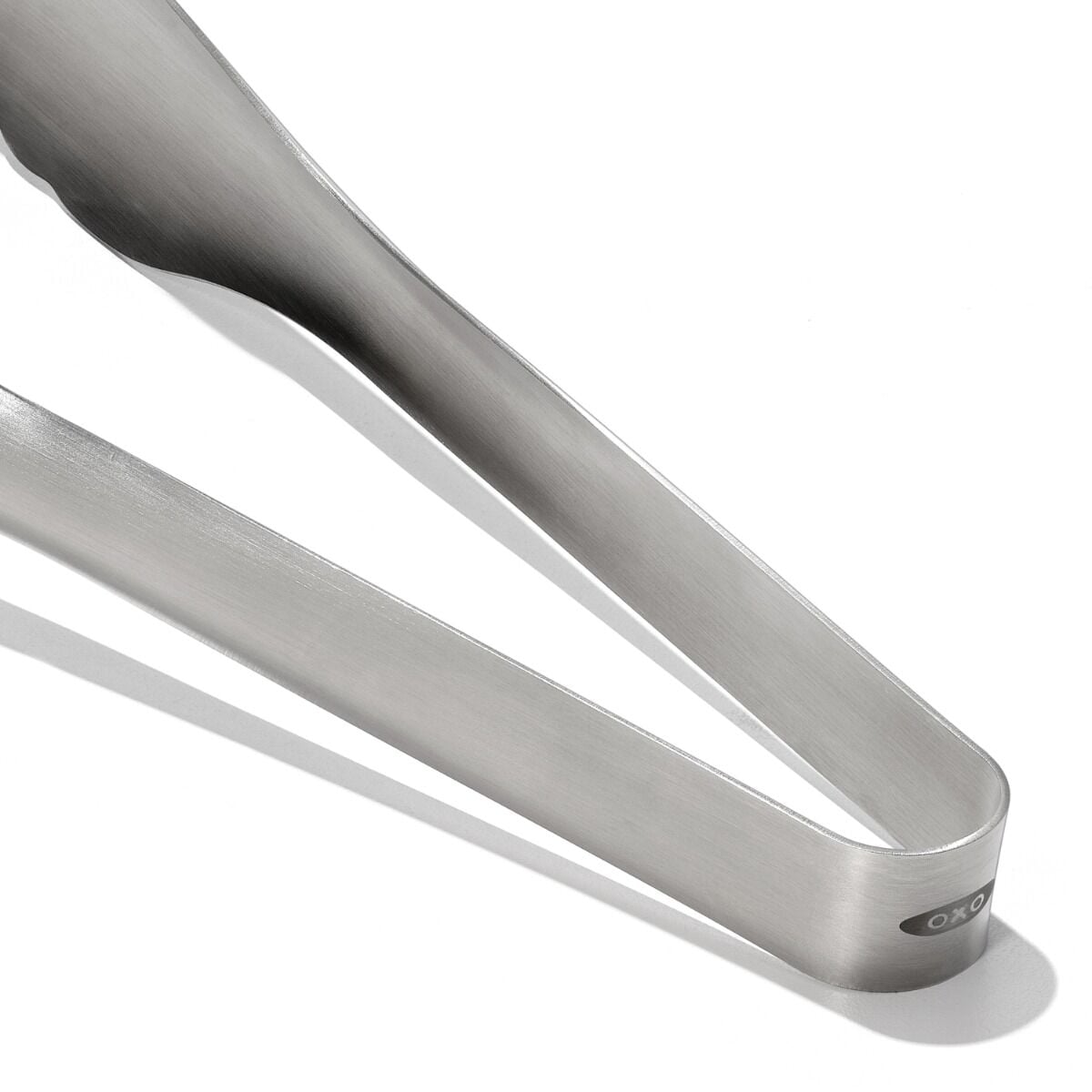 oxo-steel-serving-tongs-q6 stl_3121300_8b.jpg