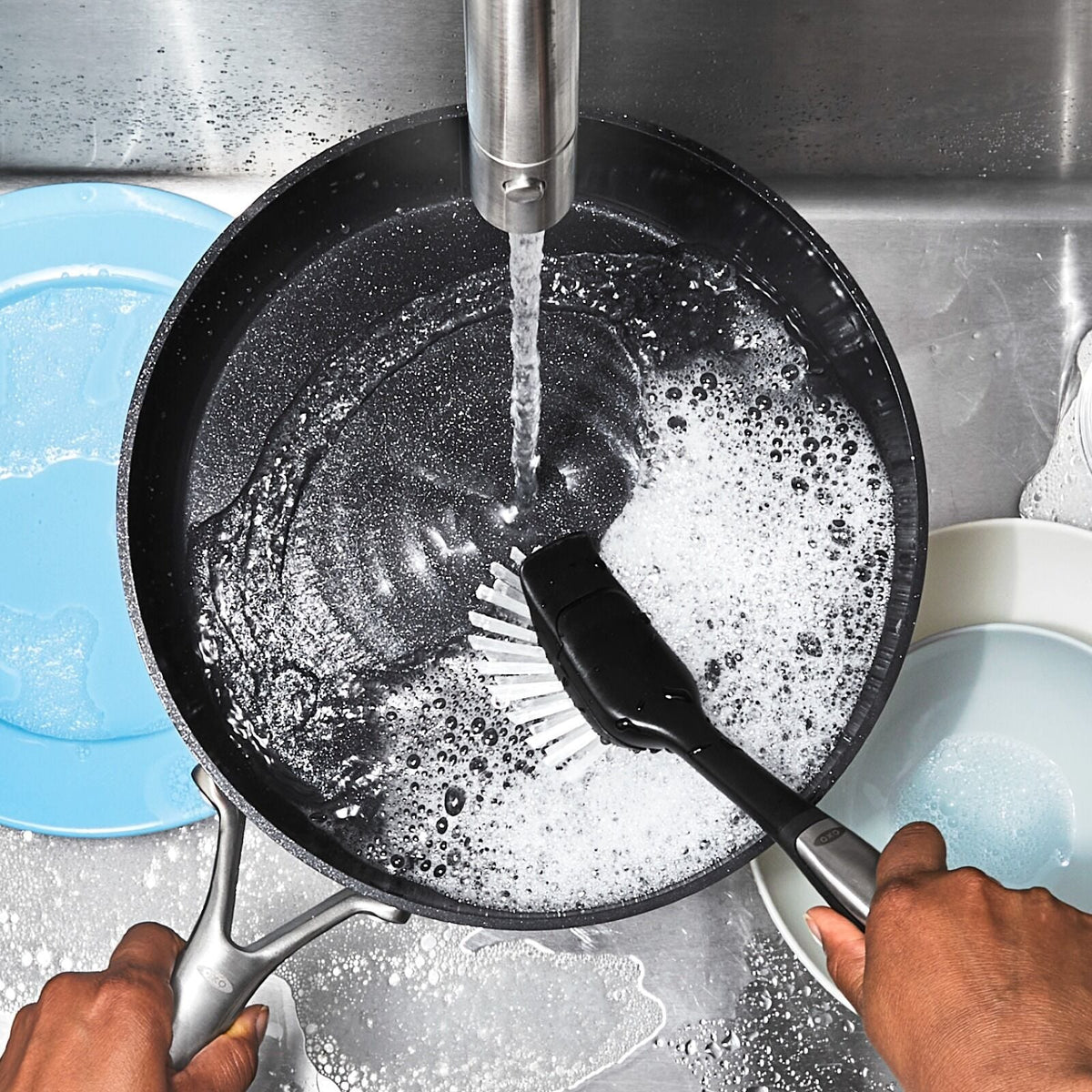 steel-dish-brush-with-replaceable-head-v9 stl_dishbrush_pdp_01.jpg
