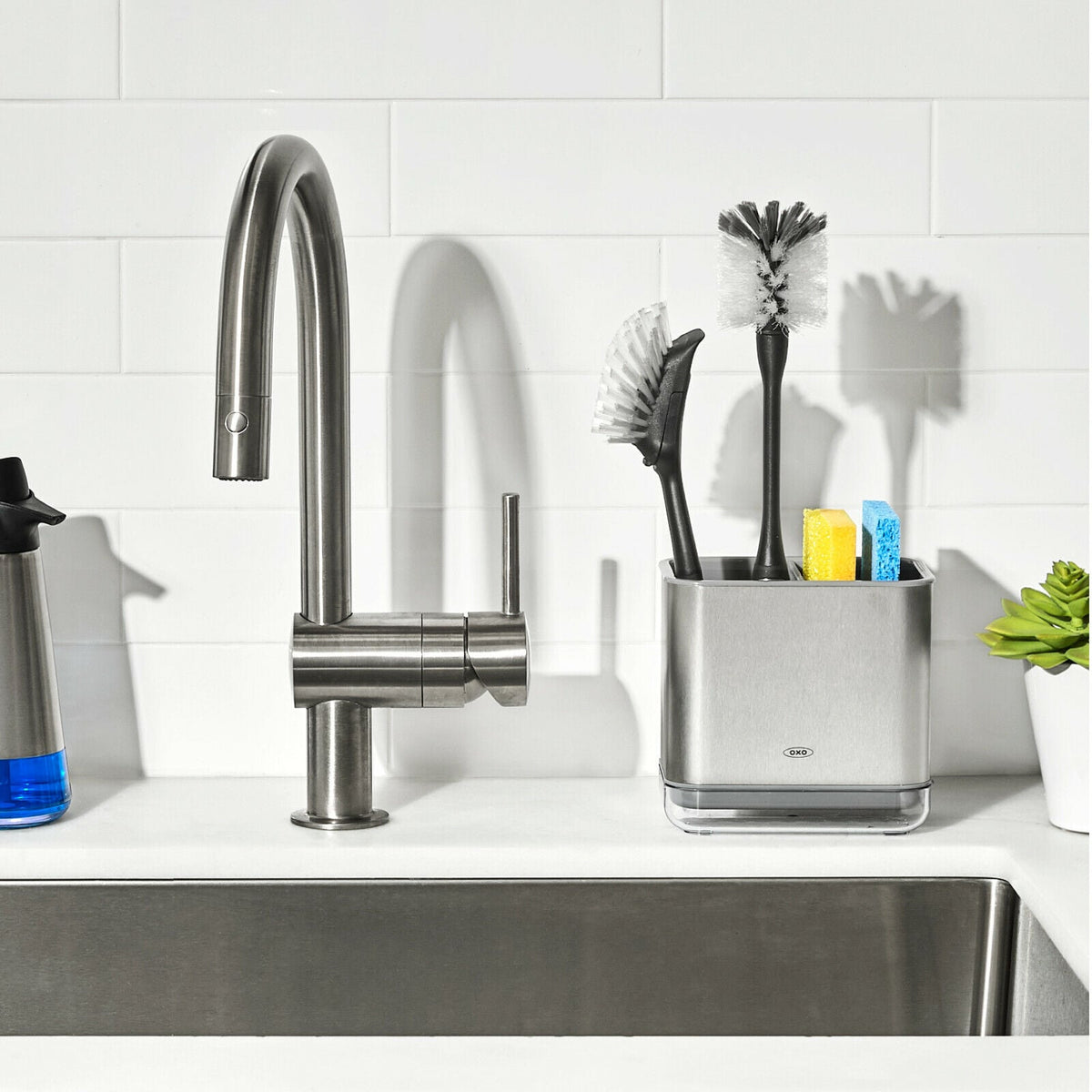 steel-dish-brush-with-replaceable-head-v9 stl_dishbrush_pdp_07_1.jpg