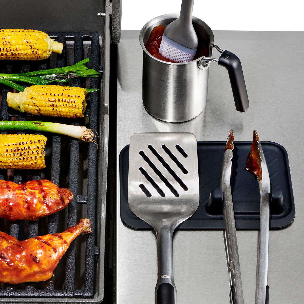 13-piece-grilling-bundle-h3 sw_21185800_052020_7_rgb.jpg
