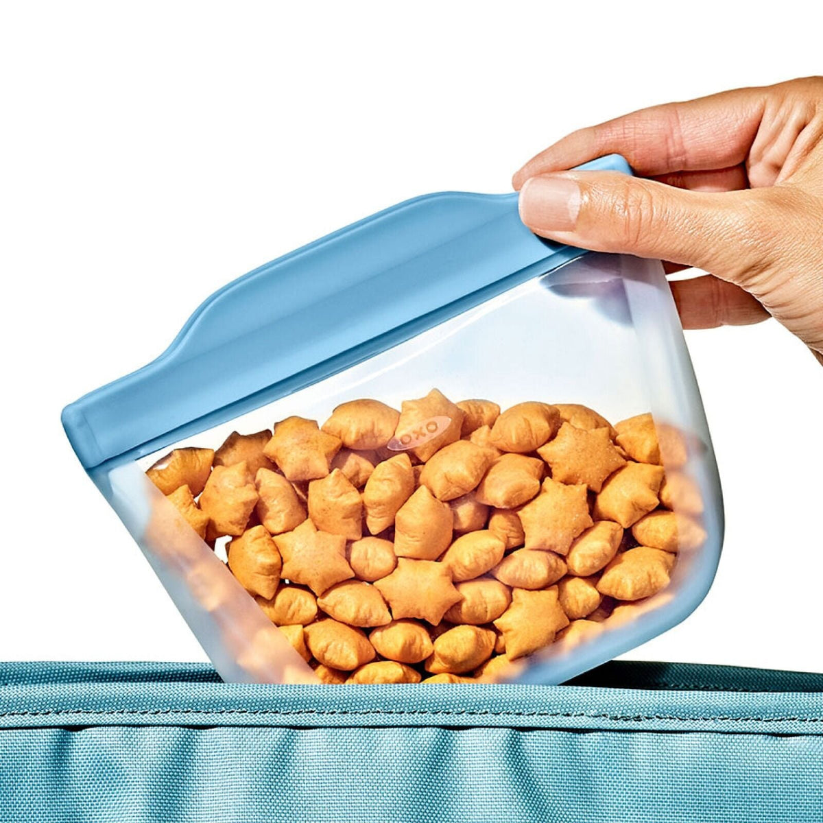 tot-silicone-reusable-bags-2-piece-mixed-snack-set-b0 tot_61166200_2pcbagcupsnackset-dusk_pdp_02.jpg