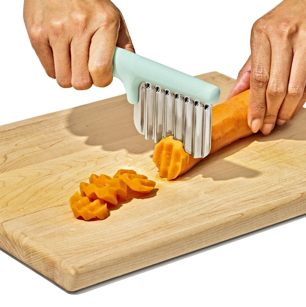 crinkle-cutter-c7 tot_61176500_crinkle-cutter-opal_pdp_03.jpeg