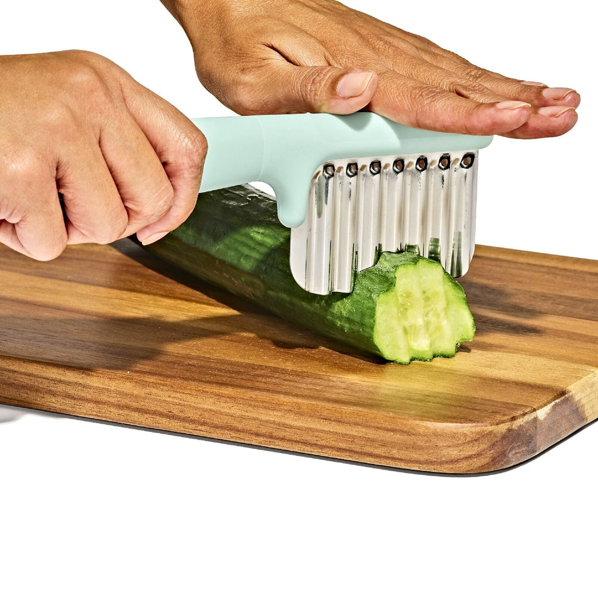 crinkle-cutter-c7 tot_61176500_crinkle-cutter-opal_pdp_04.jpeg