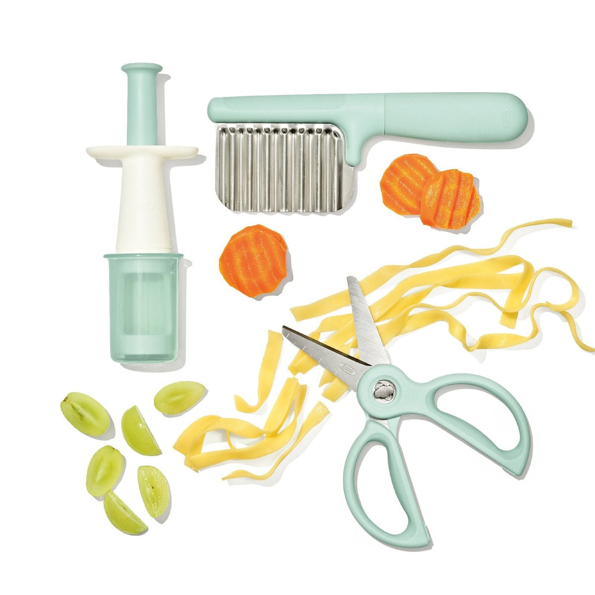 cut-and-prep-set-3-piece-h1 tot_61176700_baby-food-prep-set_pdp_01.jpeg