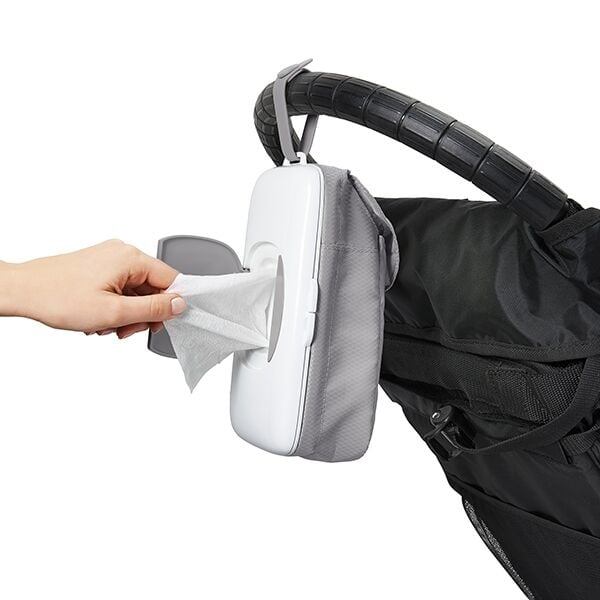 on-the-go-wipes-dispenser-with-diaper-pouch-e7 tot_62100200_4.jpg