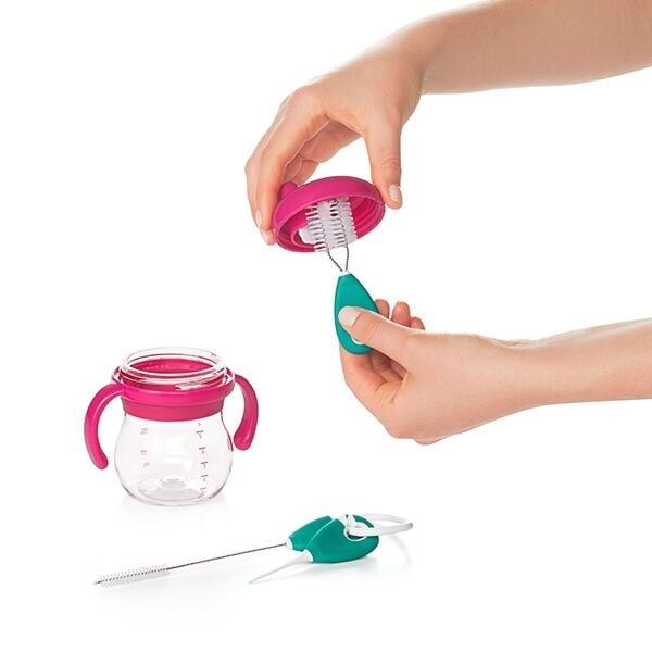 cleaning-set-for-straw-and-sippy-cups-u7 tot_62123100_4c.jpg