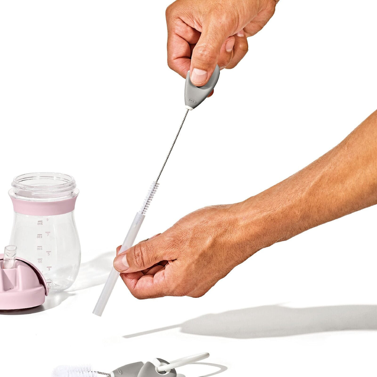 cleaning-set-for-straw-and-sippy-cup-d5 tot_62174500_cleaning-set-straw-sippy-cup_pdp_01.jpeg