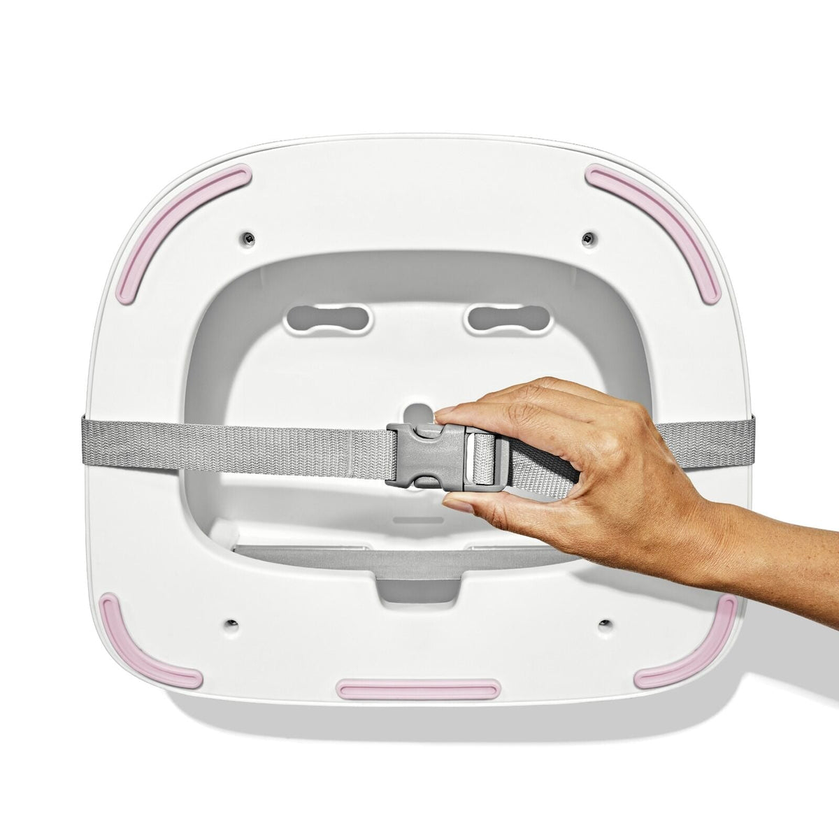 nest-booster-seat-2-0-y6 tot_63172700_nest_2_blossom_pdp_05.jpeg