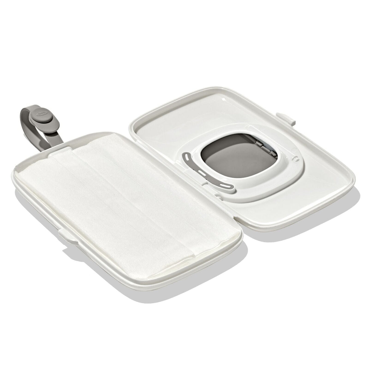 on-the-go-wipes-dispenser-w8 tot_63175100_otg-wipes-dispenser-drizzle_pdp_06.jpeg