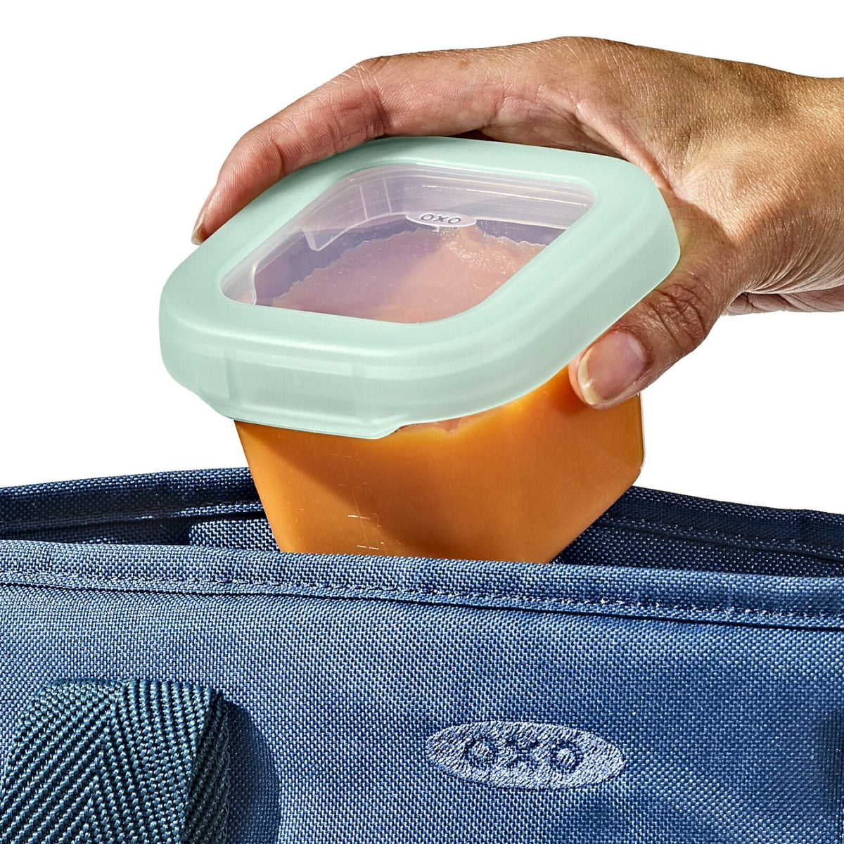 baby-blocks-food-storage-containers-6-oz-opal-j0 tot_baby-blocks-freezer-6oz-opal_pdp_03.jpg